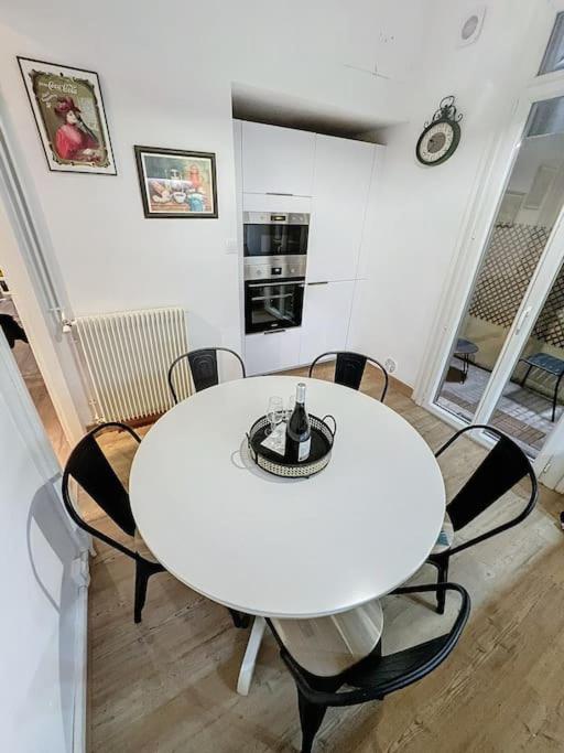 Nouveau - Appartement 100M2 Avec Terrasse A 1 Min De La Place De La Comedie Montpellier Eksteriør bilde