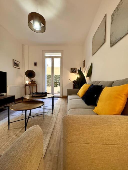 Nouveau - Appartement 100M2 Avec Terrasse A 1 Min De La Place De La Comedie Montpellier Eksteriør bilde